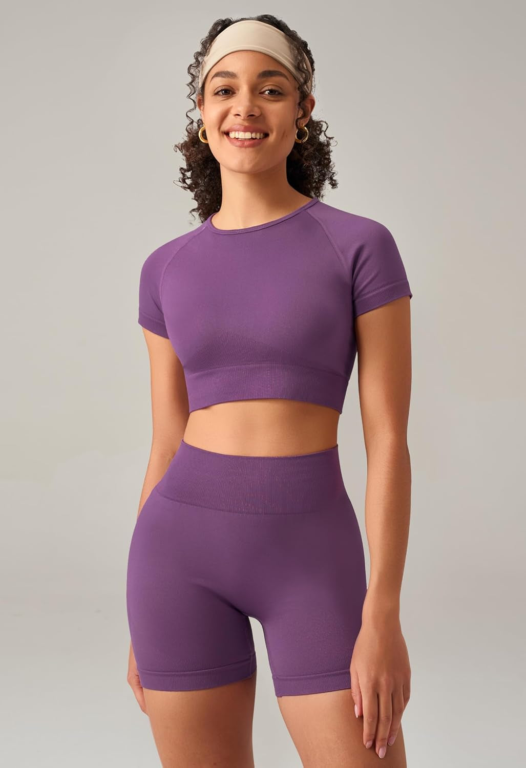 Seamless 2-Piece Active Set – Crop Top & Shorts