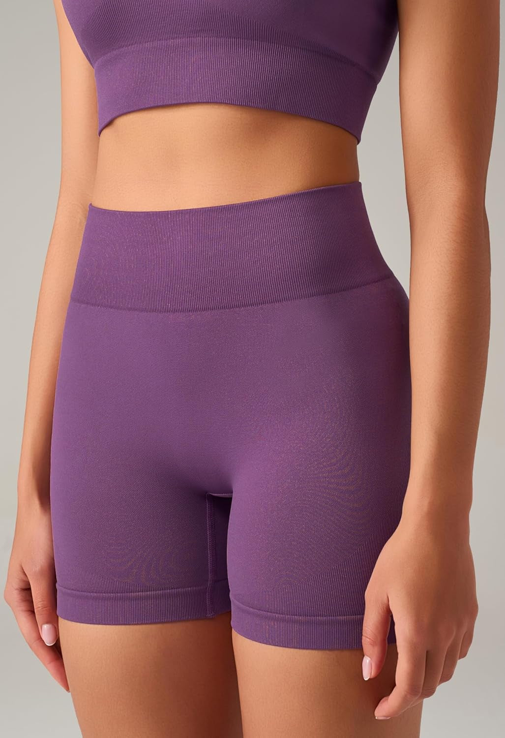 Seamless 2-Piece Active Set – Crop Top & Shorts